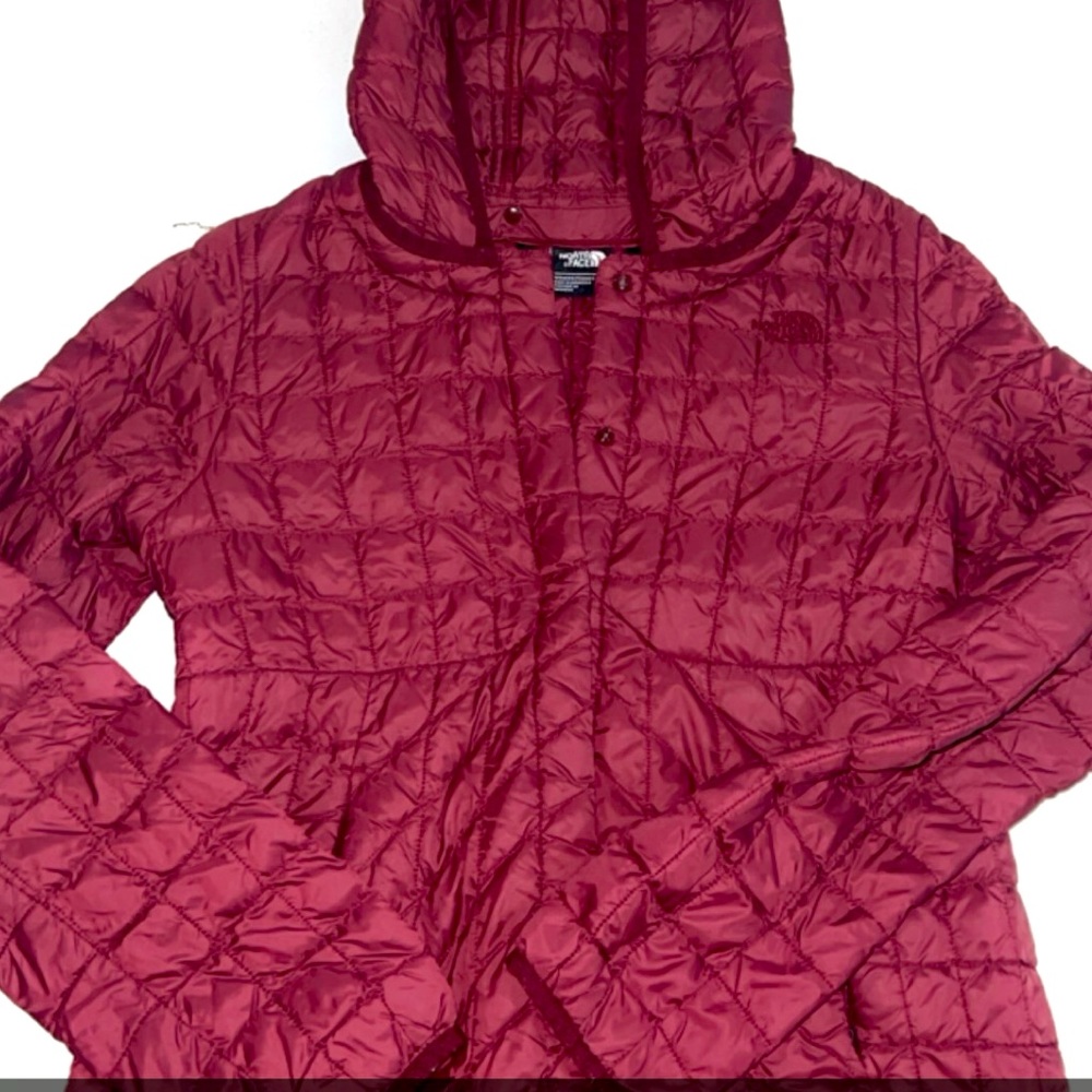 Northface Maroon (Burgundy) Jacket